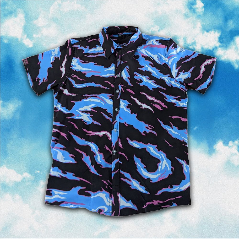 Fitness Thigh-Ami Vice Camo Hawaiian Shirt Mens Button Up Shirt Gifts For Husband